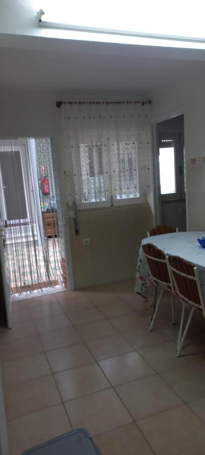 Cila'S Guest House Vieira de Leiria Esterno foto